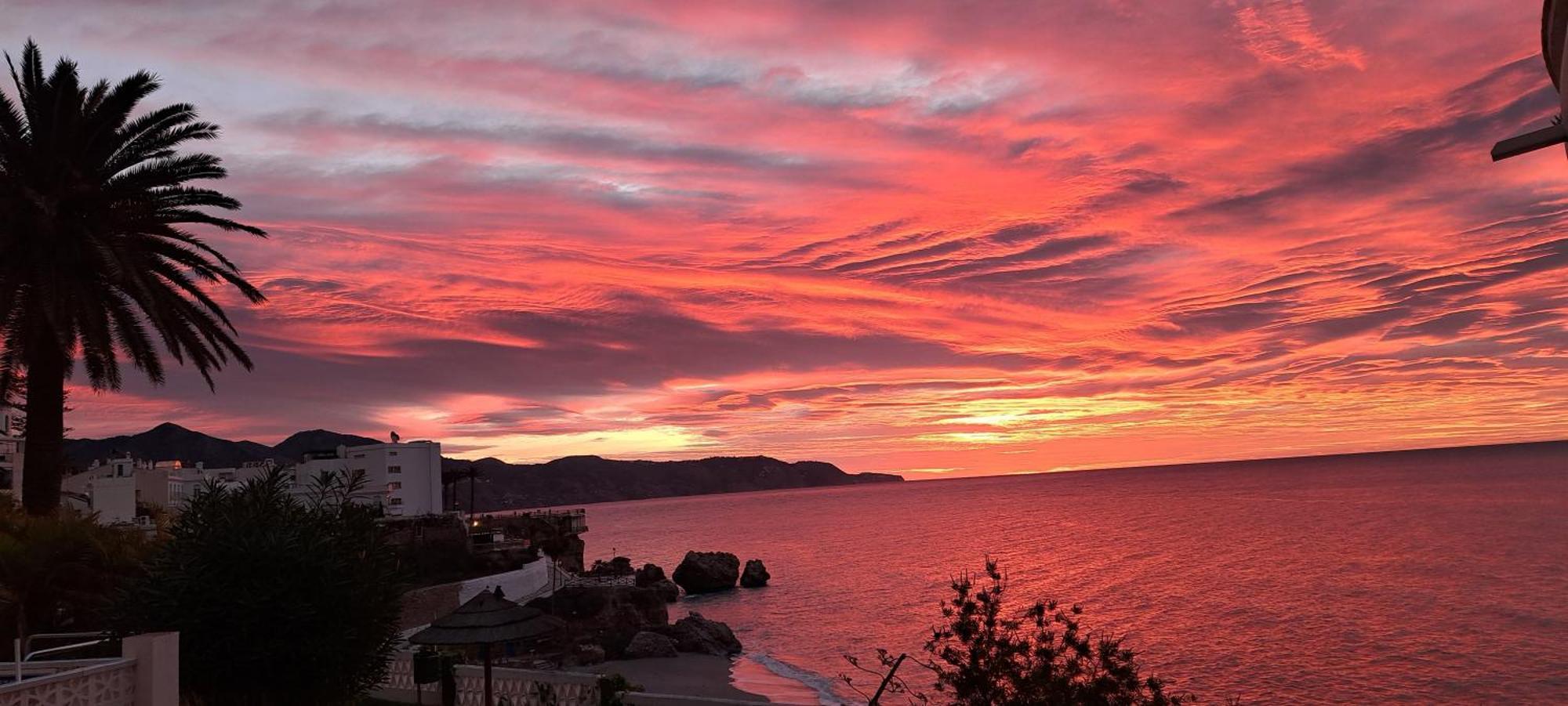 Acapulco Playa Beautiful Seaview Apartman Nerja Kültér fotó