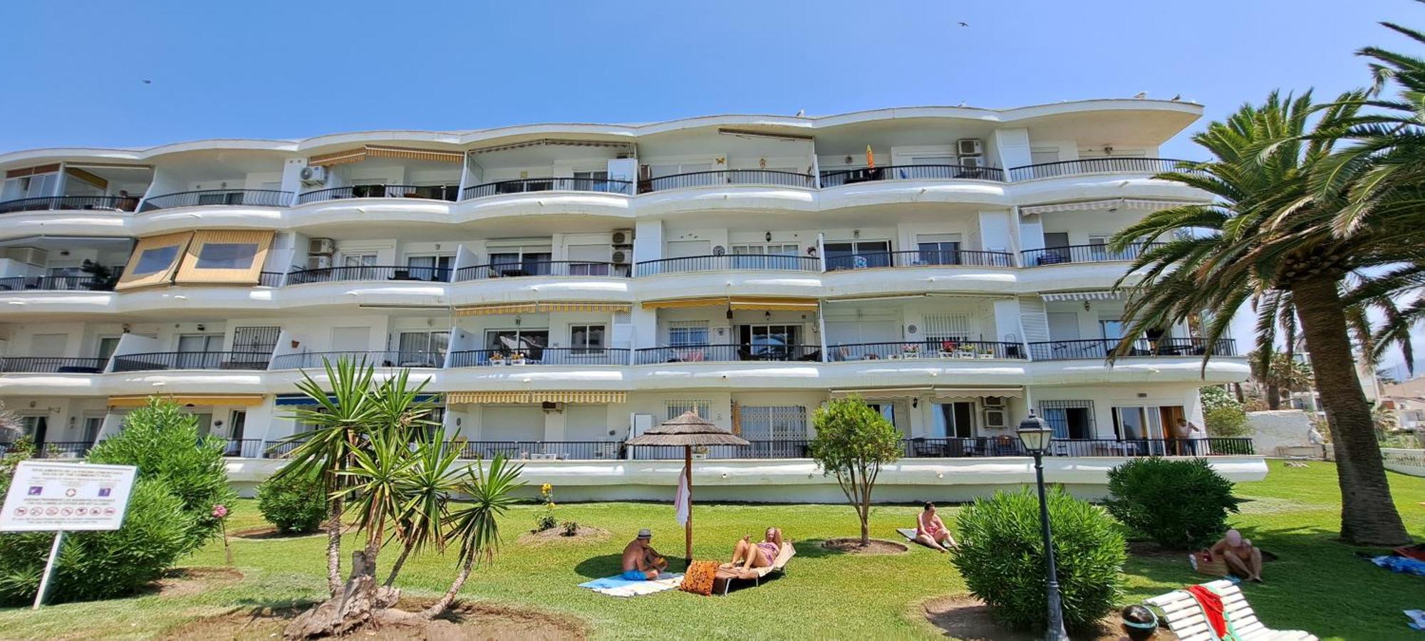 Acapulco Playa Beautiful Seaview Apartman Nerja Kültér fotó