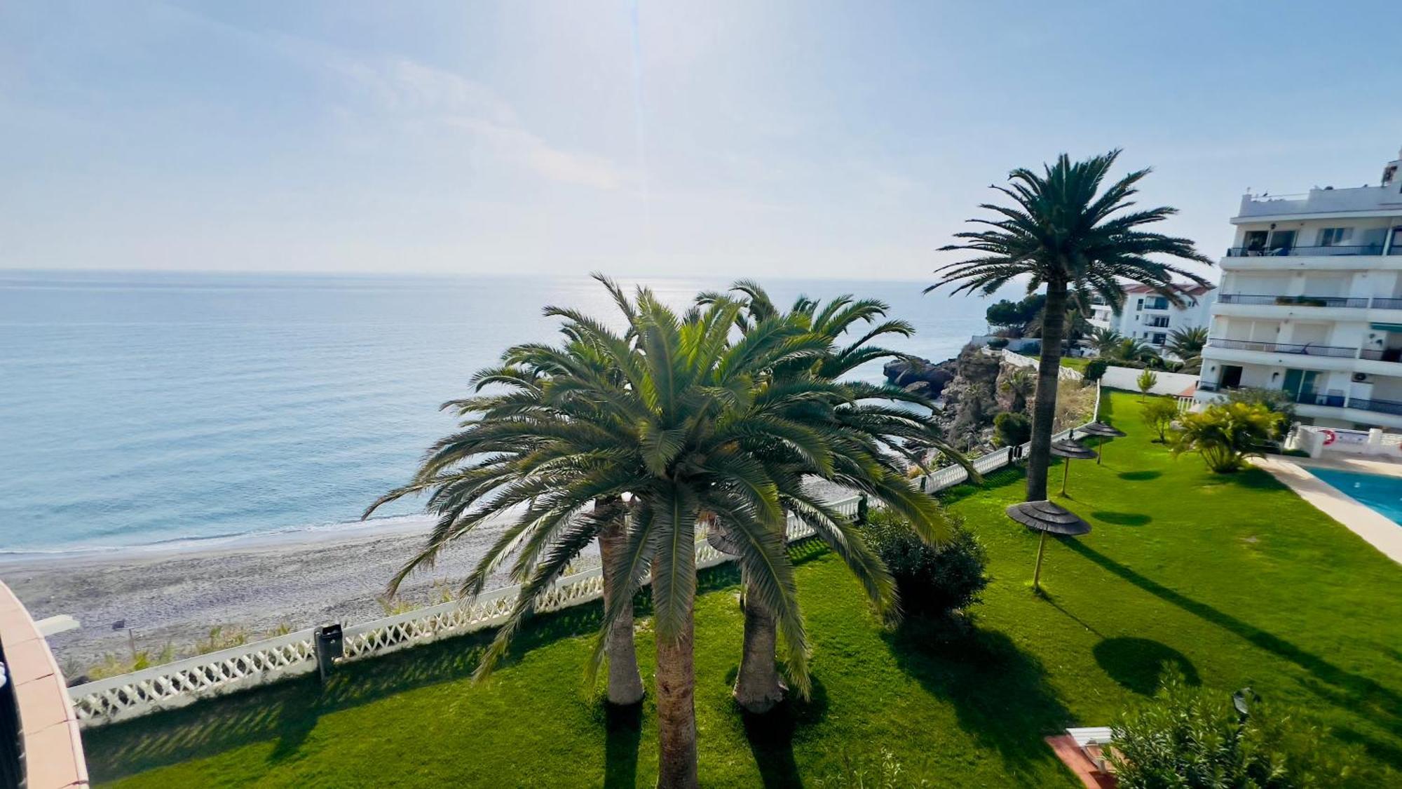 Acapulco Playa Beautiful Seaview Apartman Nerja Kültér fotó
