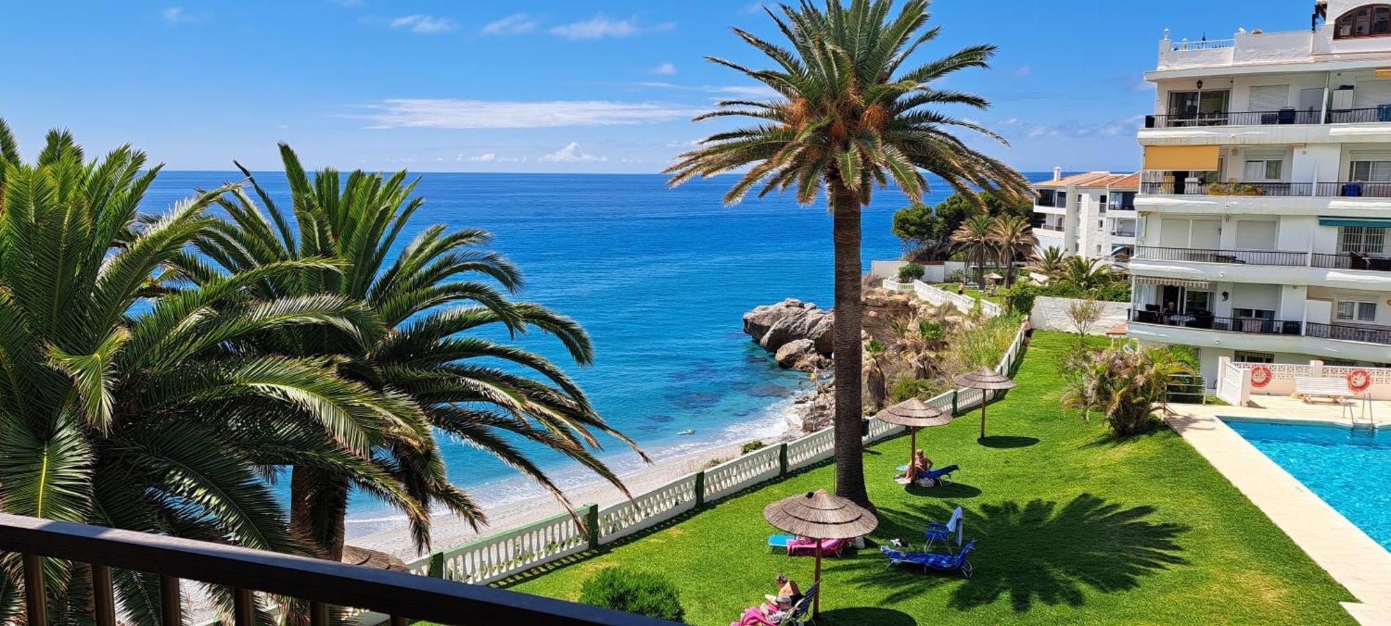 Acapulco Playa Beautiful Seaview Apartman Nerja Kültér fotó